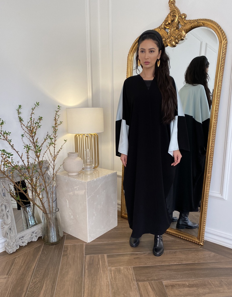 Box cut color blocking