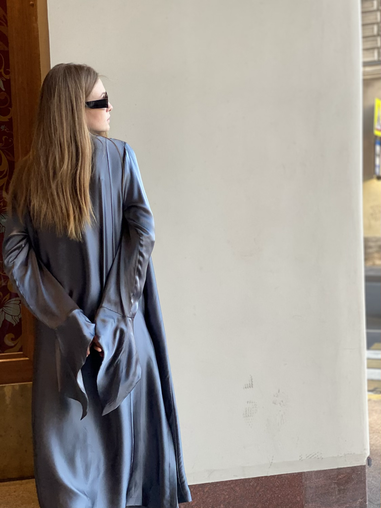 Laura silk jacket and pants set