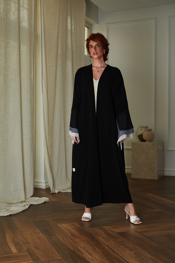 The Laura Abaya