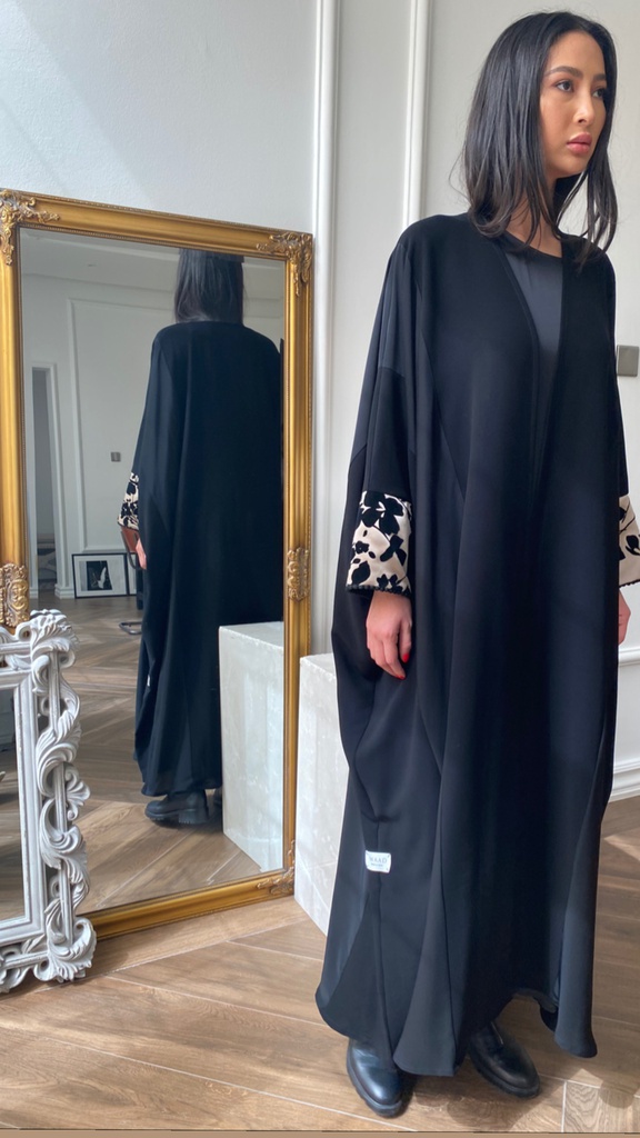 The Maha in French tafeta