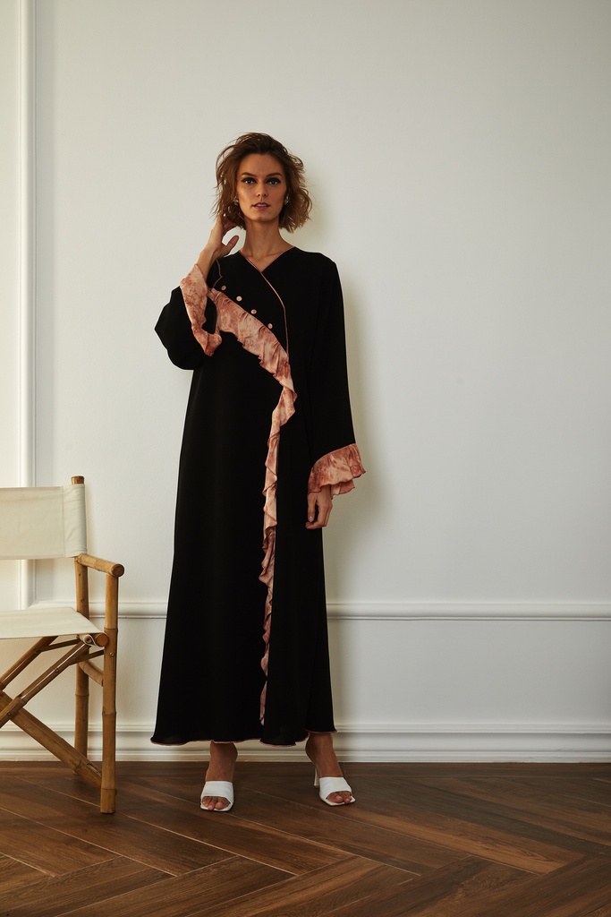 The MoonStone ruffles with buttons