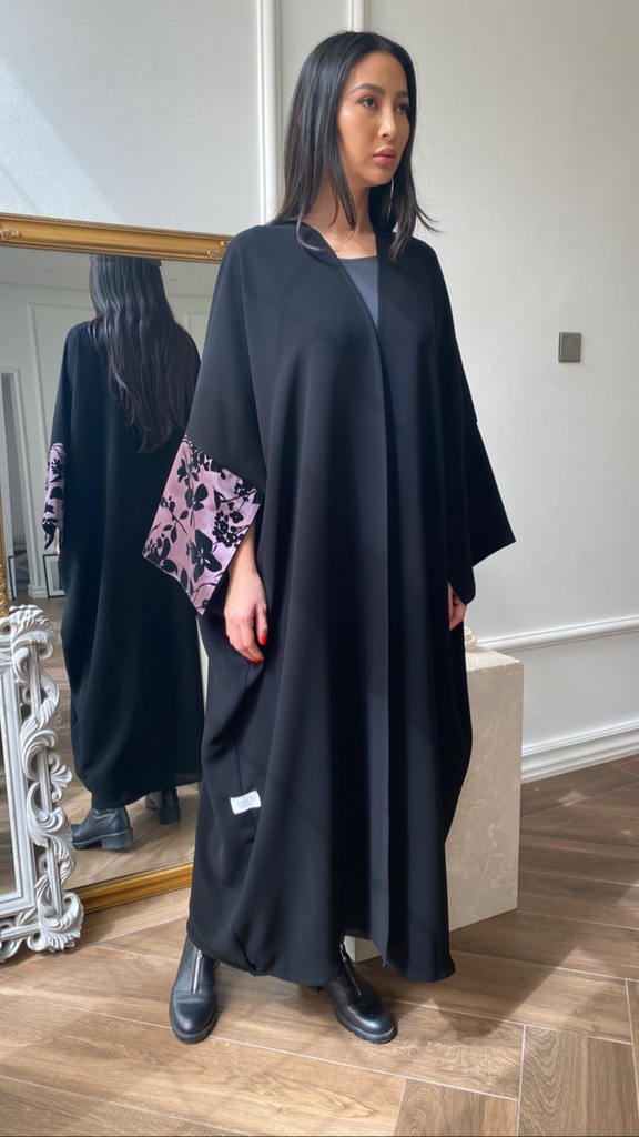 The Single sleeve signature- in Tafeta