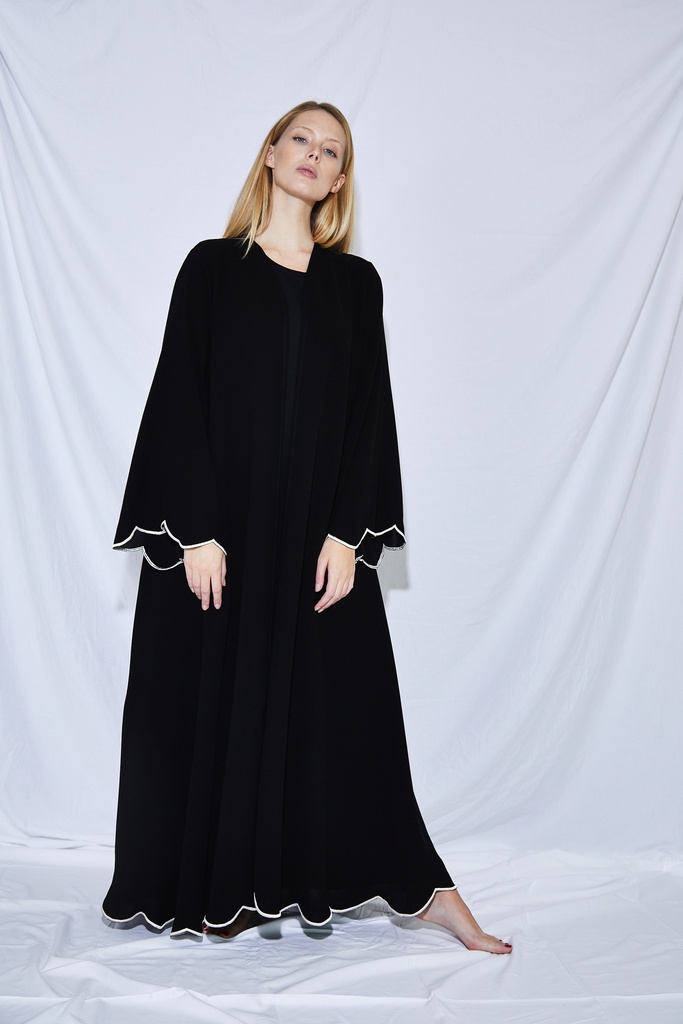 The half-circle hem Abaya