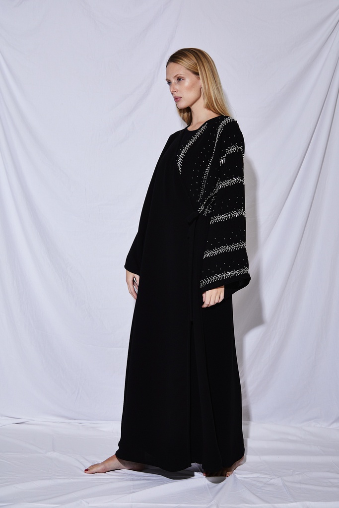 The one beaded sleeve