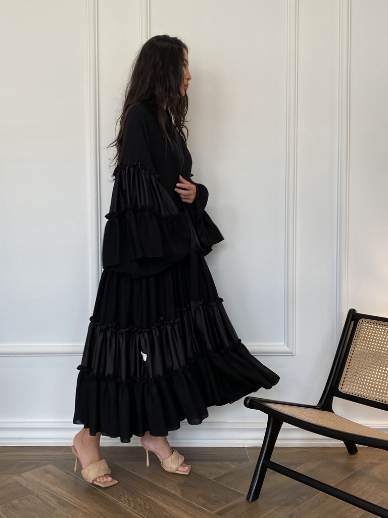 The pleated layer Abaya