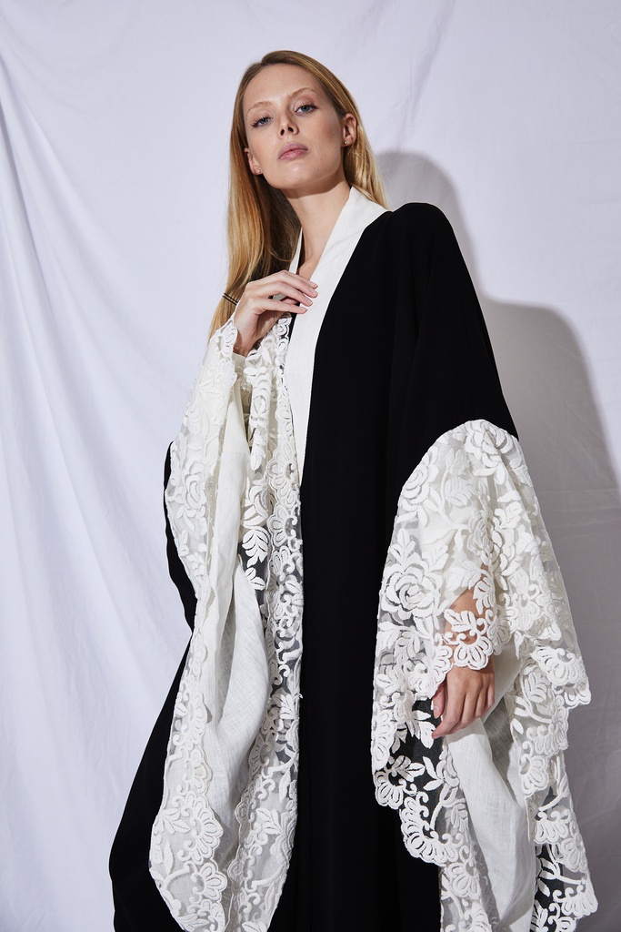 The white lace over sized sleeves