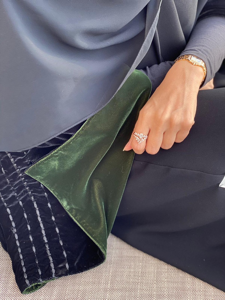 Velvet double sided sleeves with embroidery