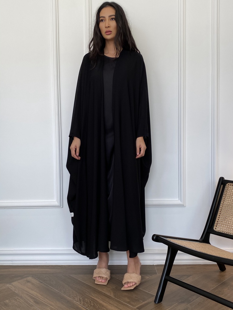 The vintage bisht abaya