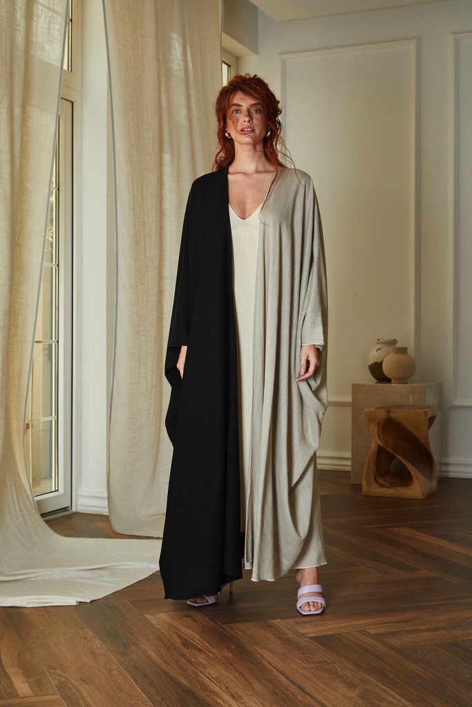 Asymmetric black and beige linen bisht