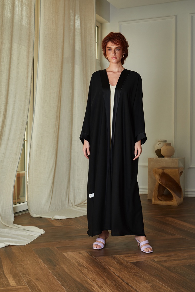 Taffeta trim Hana bisht